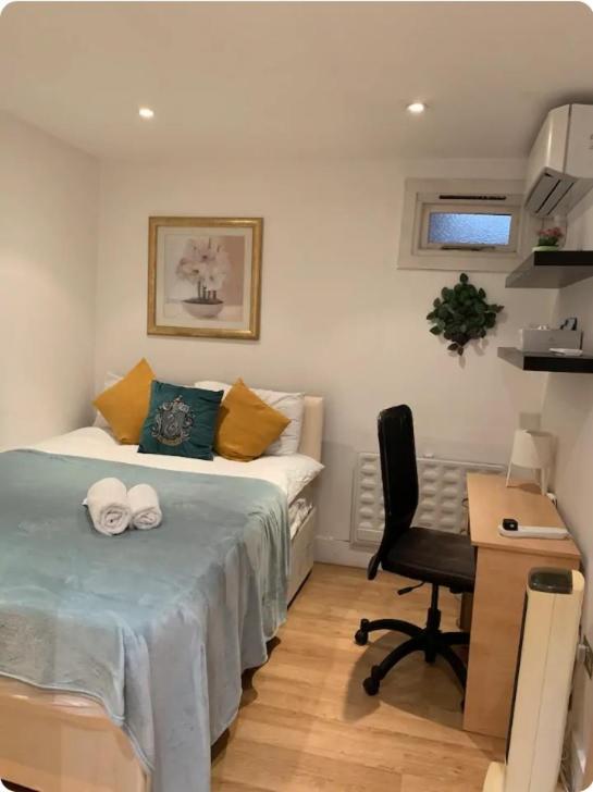 Lovely Private Bedrooms In Euston, Central לונדון מראה חיצוני תמונה